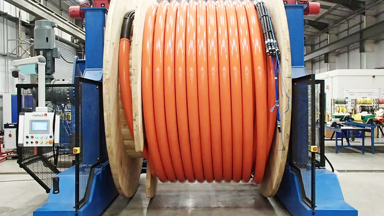 Umbilical Cape Holland 32 1000x500px