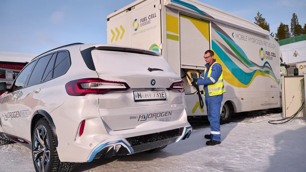 Hydrogen Field Services add logo